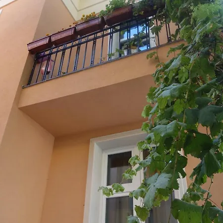 Place House